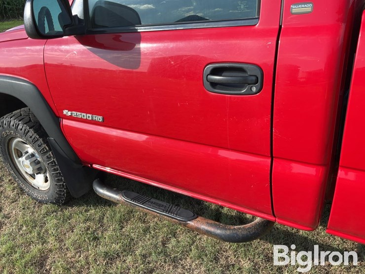 2003-chevrolet-2500hd-image-18