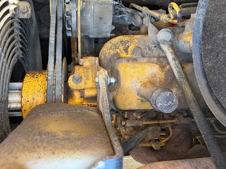 #202-•-1994-455g-john-deere-tracked-loader-(iron-ridge,-wi)-image-18