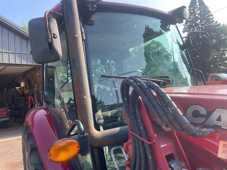 2019-case-ih-farmall-75a-image-37