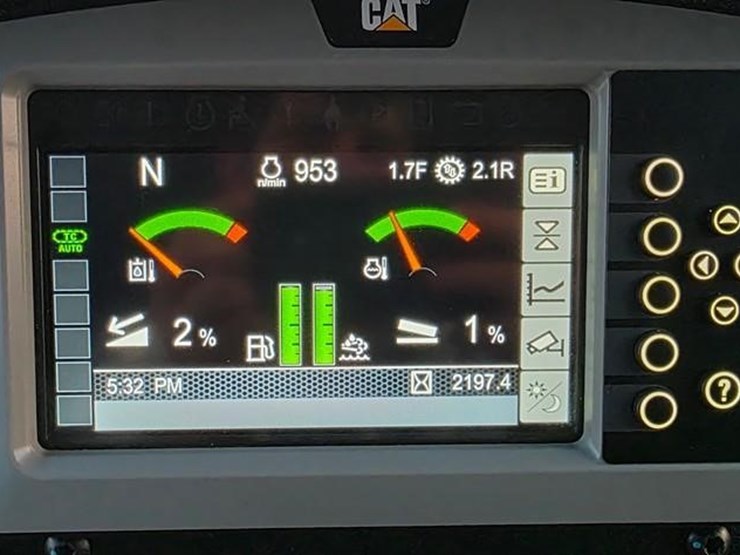 2017-caterpillar-d5k2-xl-image-80