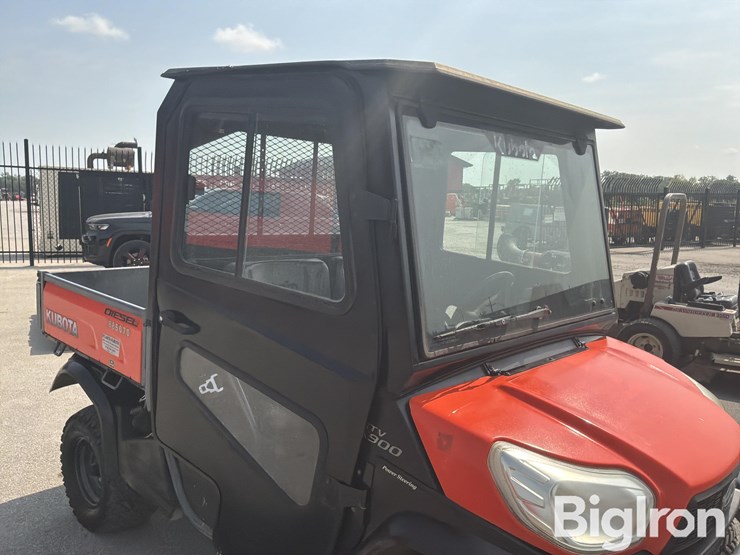 2015-kubota-rtv-x900-image-14