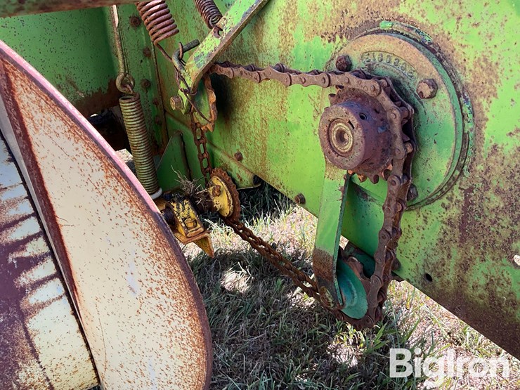 john-deere-24t-image-18