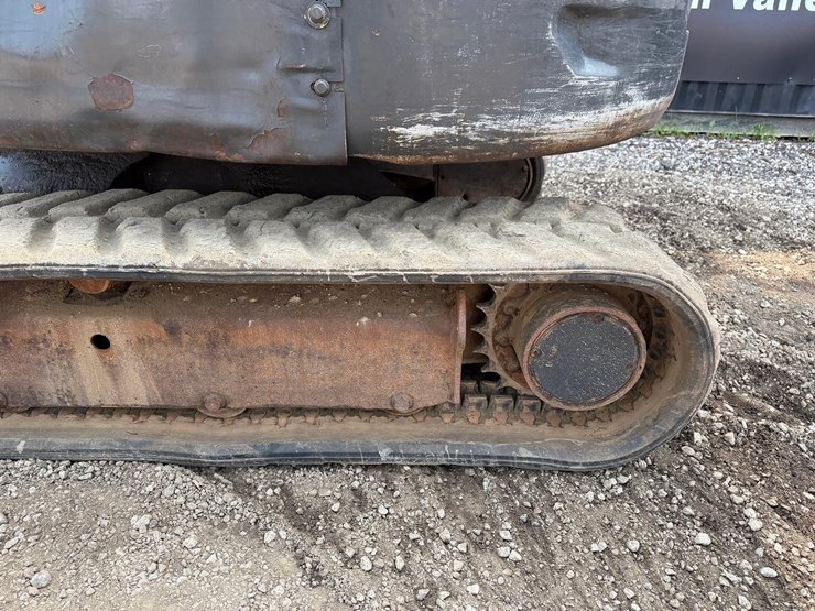 2021-bobcat-e42-image-18