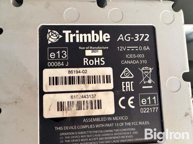 2021-case-new-holland-372-receiver-image-17