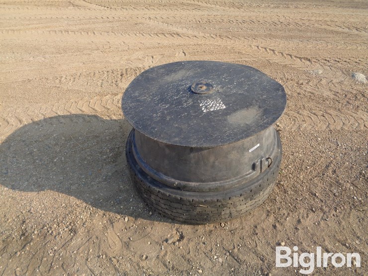 cattle-mineral-feeder-image-2