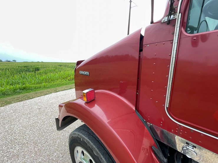 2006-kenworth-t800-image-12