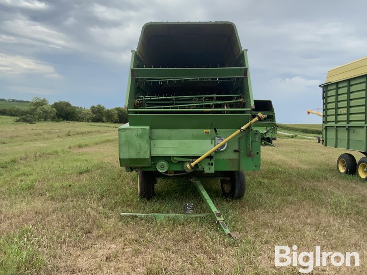 john-deere-716a-image-2