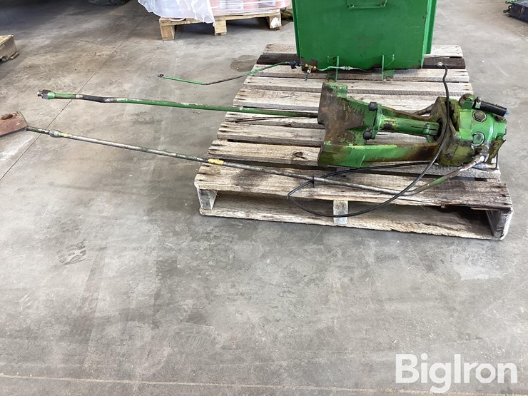 john-deere-4240-image-4