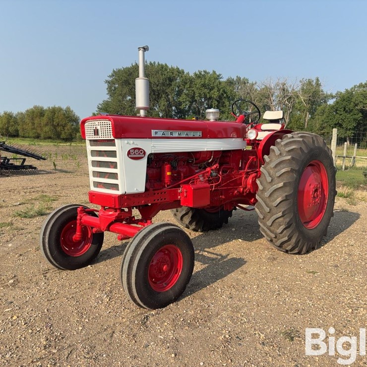 INTERNATIONAL 560