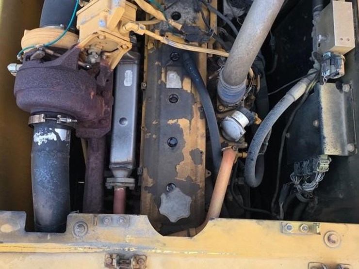2011-deere-240d-lc-image-77