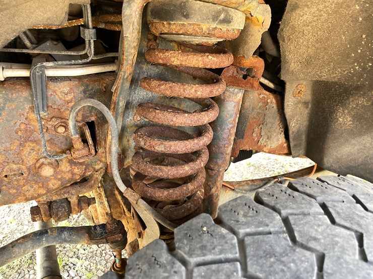 2013-ford-f550-image-15
