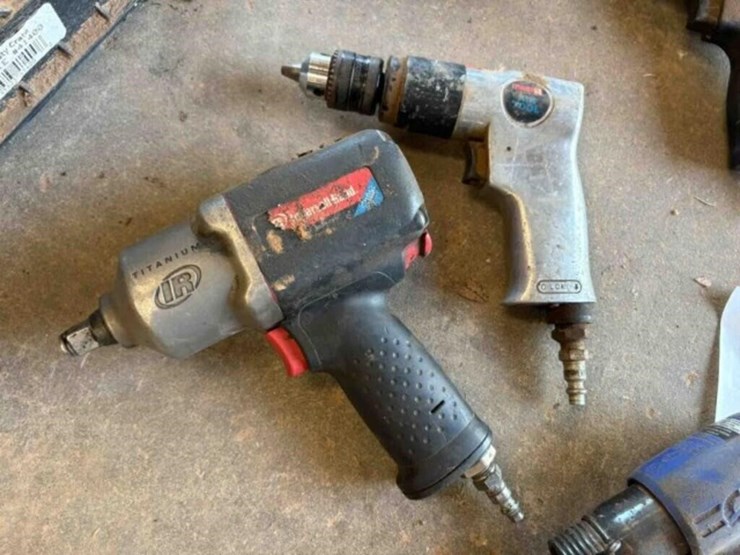 assort-of-air-tools-image-5