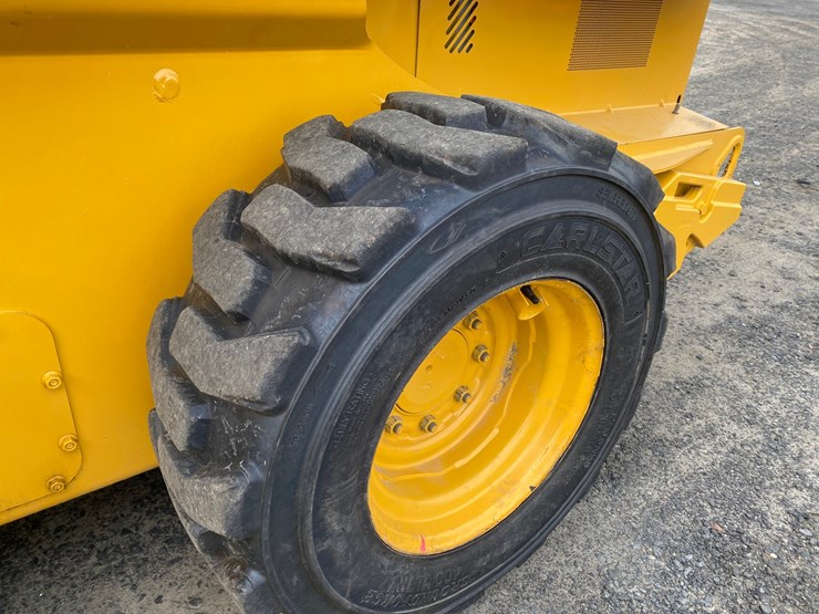2024-deere-324g-image-14