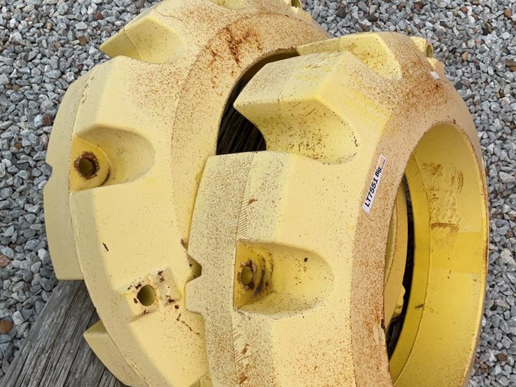 john-deere-front-axle-tractor-weights-image-10