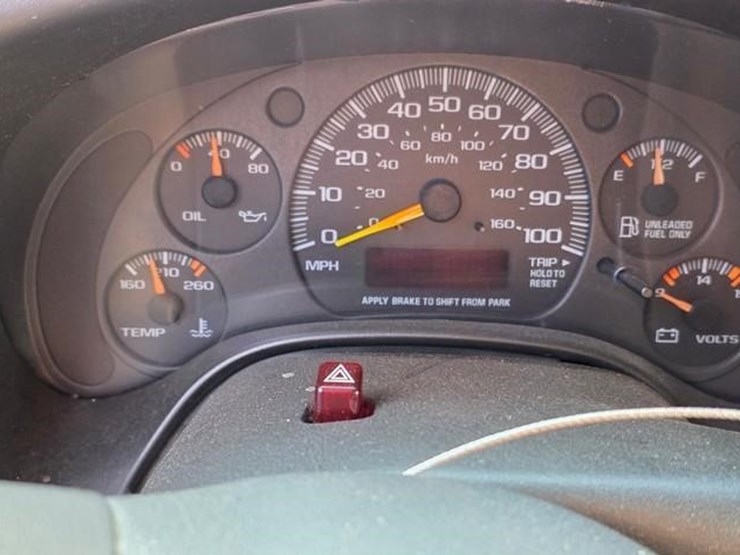 2001-chevrolet-express-3500-image-56
