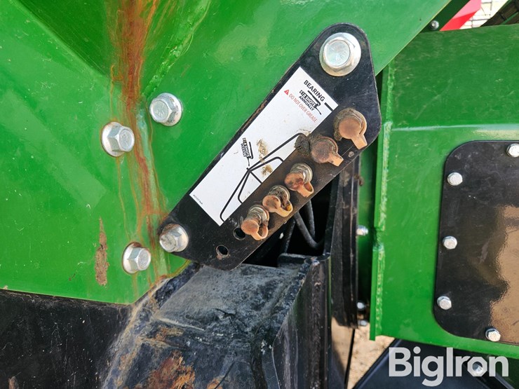 2023-demco-2200-grain-cart-image-19