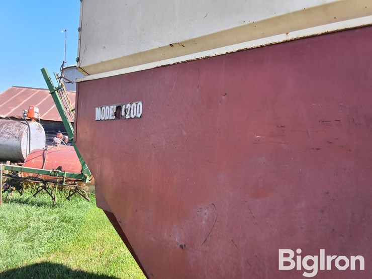 m&w-4200-image-10