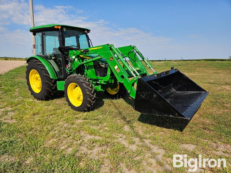 2020-john-deere-5075e-image-3