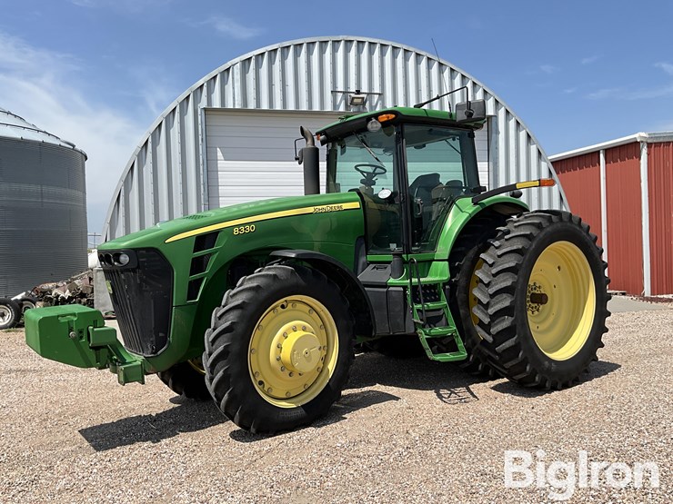 2006-john-deere-8330-image-1