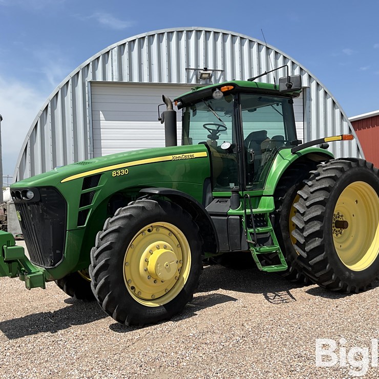 2006 JOHN DEERE 8330