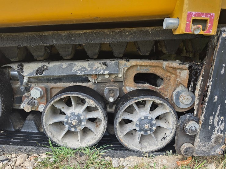 caterpillar-ap-1055f-image-59