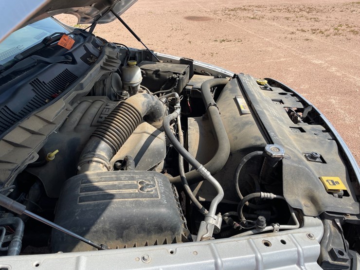 2013-dodge-1500-image-25