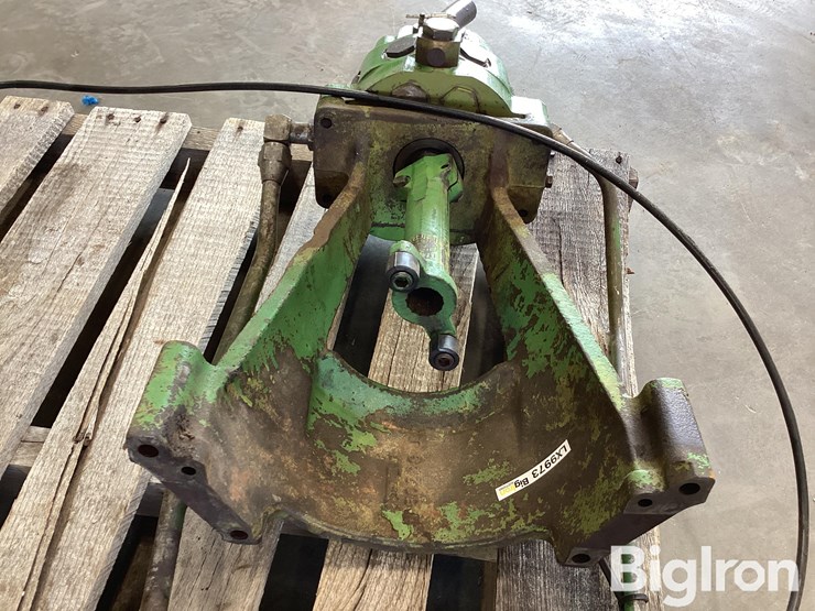 john-deere-4240-image-9