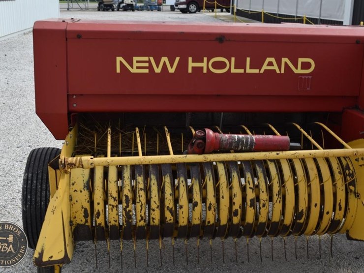 new-holland-311-image-15