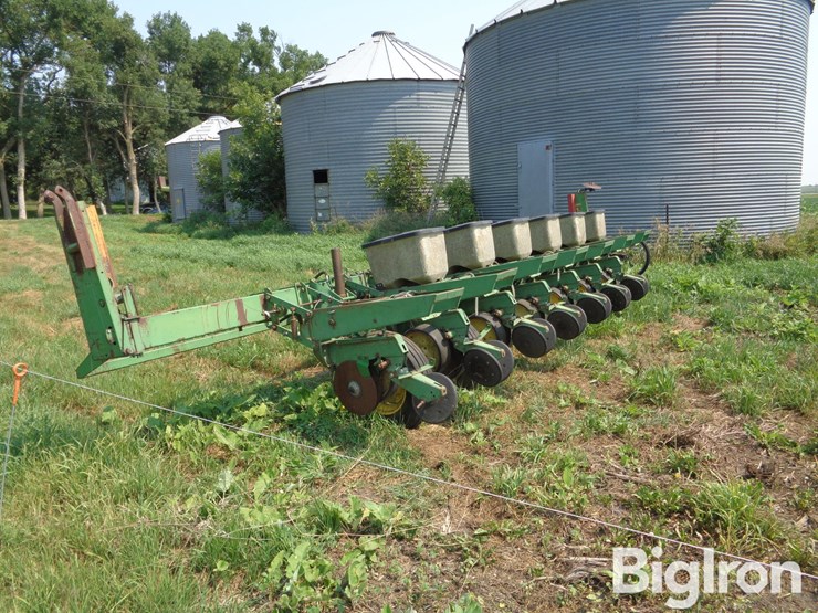 john-deere-7000-image-7