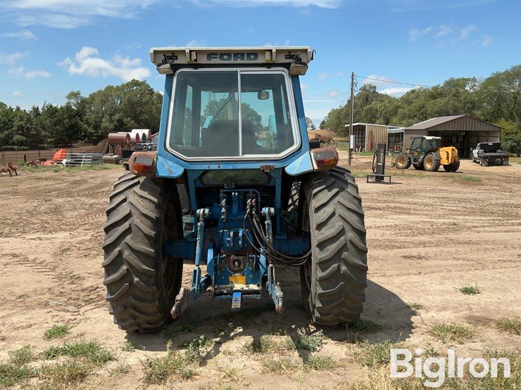 1988-ford-tractor-image-6