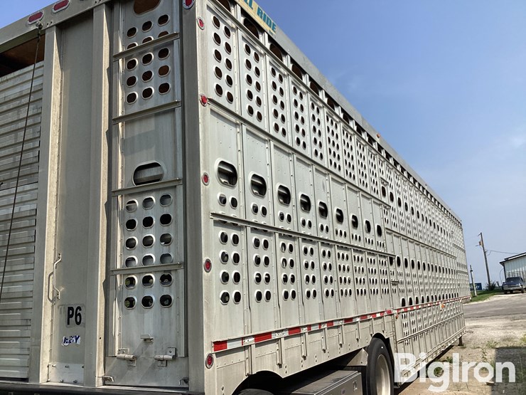 2011-eby-bull-ride-image-18