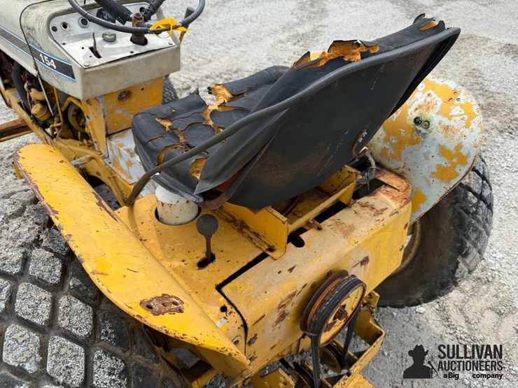 international-cub-lo-boy-image-19