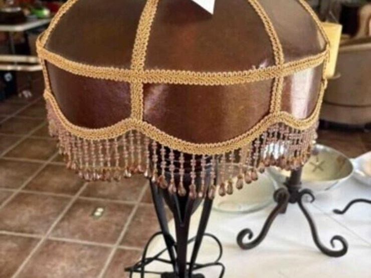 table-lamp-image-1