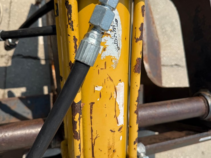 shop-built-skid-steer-grapple-image-14