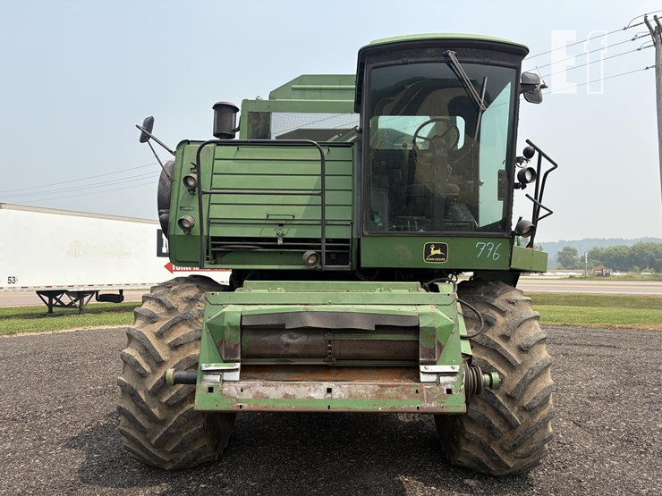 1985-john-deere-7720-titan-ii-image-8