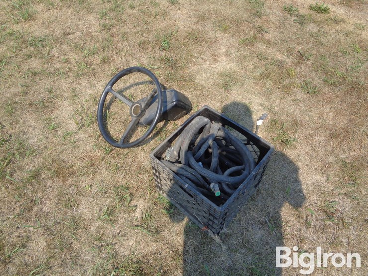 john-deere-100-image-4