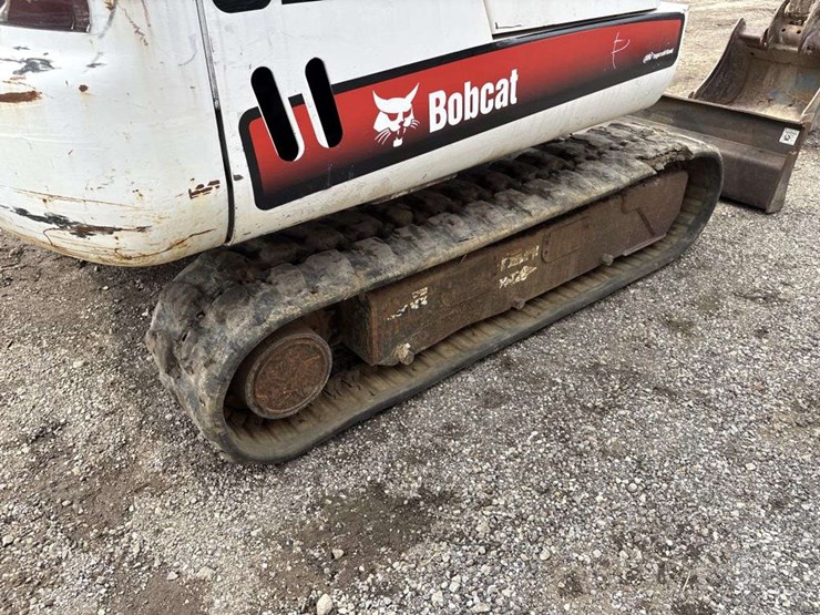 bobcat-325-image-6