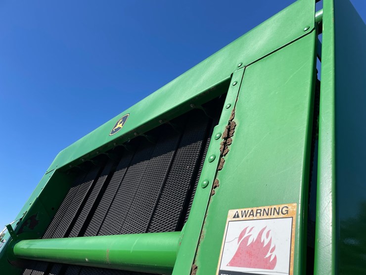 2003-john-deere-567-image-16