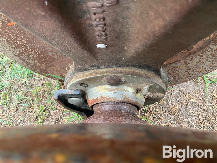john-deere-630-image-15