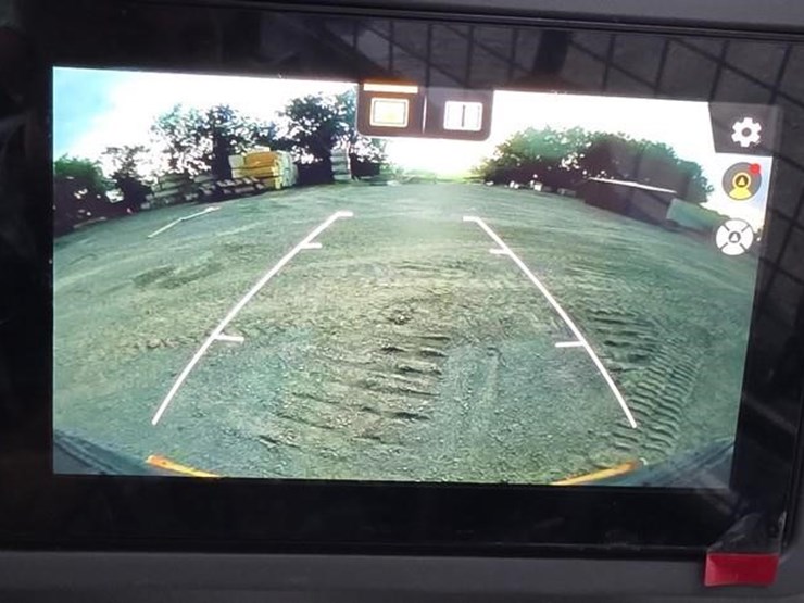 2025-deere-335-p-tier-image-68