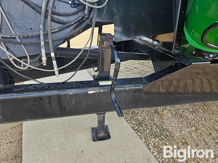2023-demco-2200-grain-cart-image-14