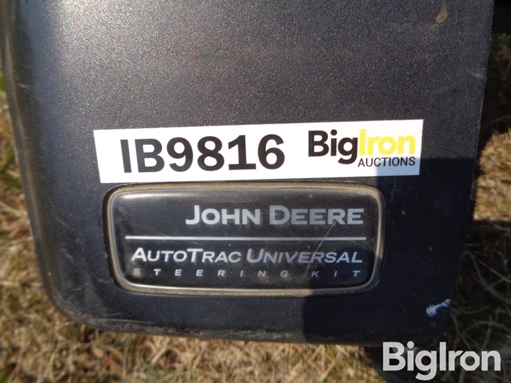 john-deere-100-image-11