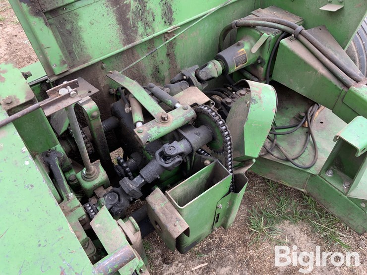 john-deere-3960-image-15