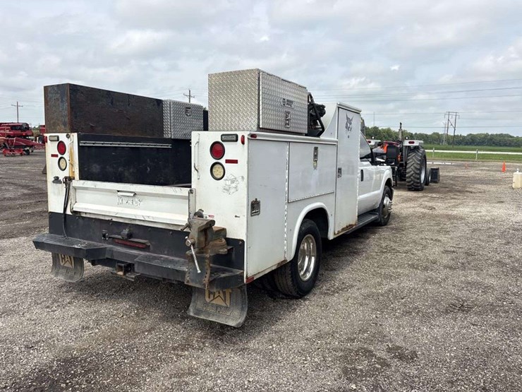 2015-ford-f350-image-4
