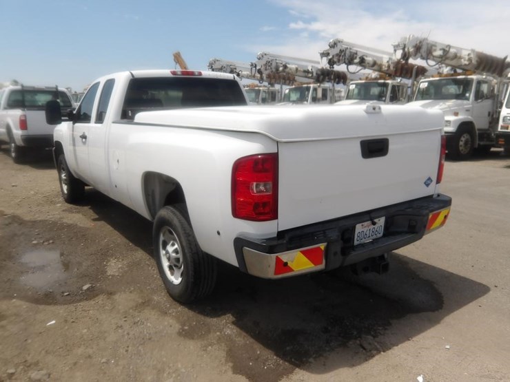 2013-chevrolet-silverado-2500-image-5