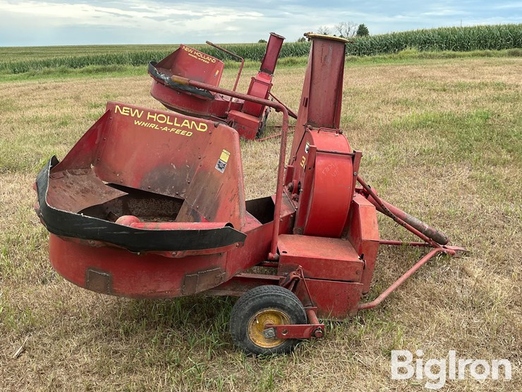 new-holland-30-image-4