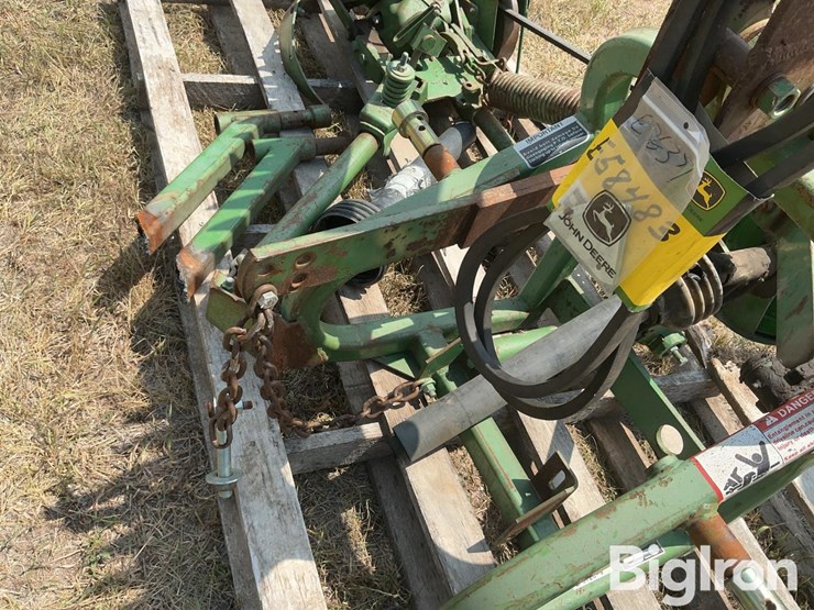 john-deere-sickle-mower-image-10