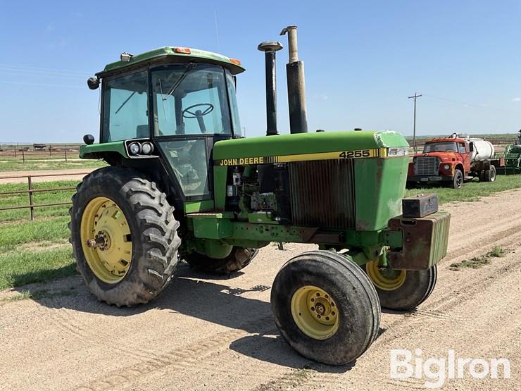 1990-john-deere-4255-image-3