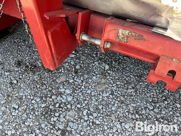 2010-case-ih-3412-image-11