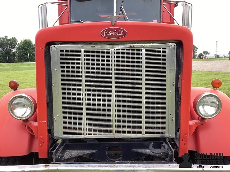 1986-peterbilt-349-image-15